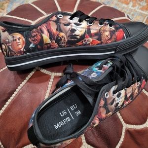 BLACK LOW PROFILE VILLIAN SNEAKERS SIZE 6 MENS SIZE 8 WOMENS...JUST THIS PAIR